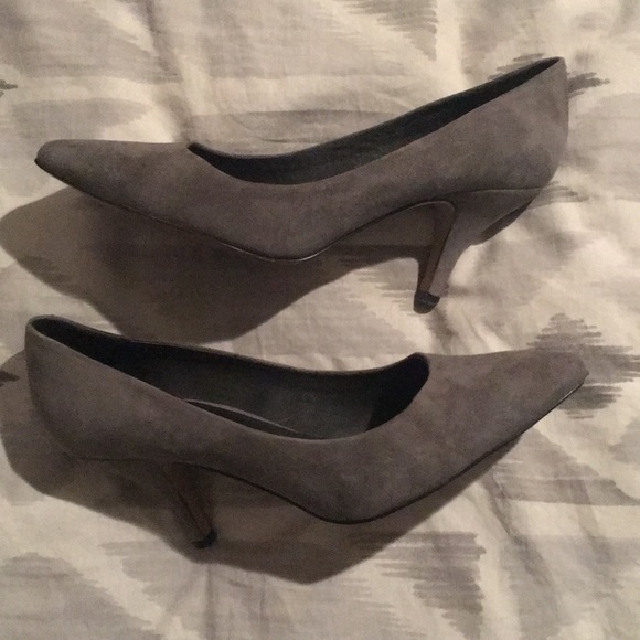 Aldo Shoes - Aldo Grey Suede Pumps